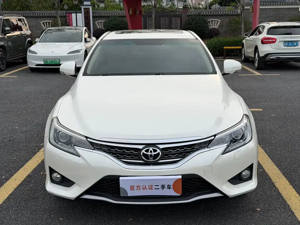 Toyota Reiz 2013 2.5V