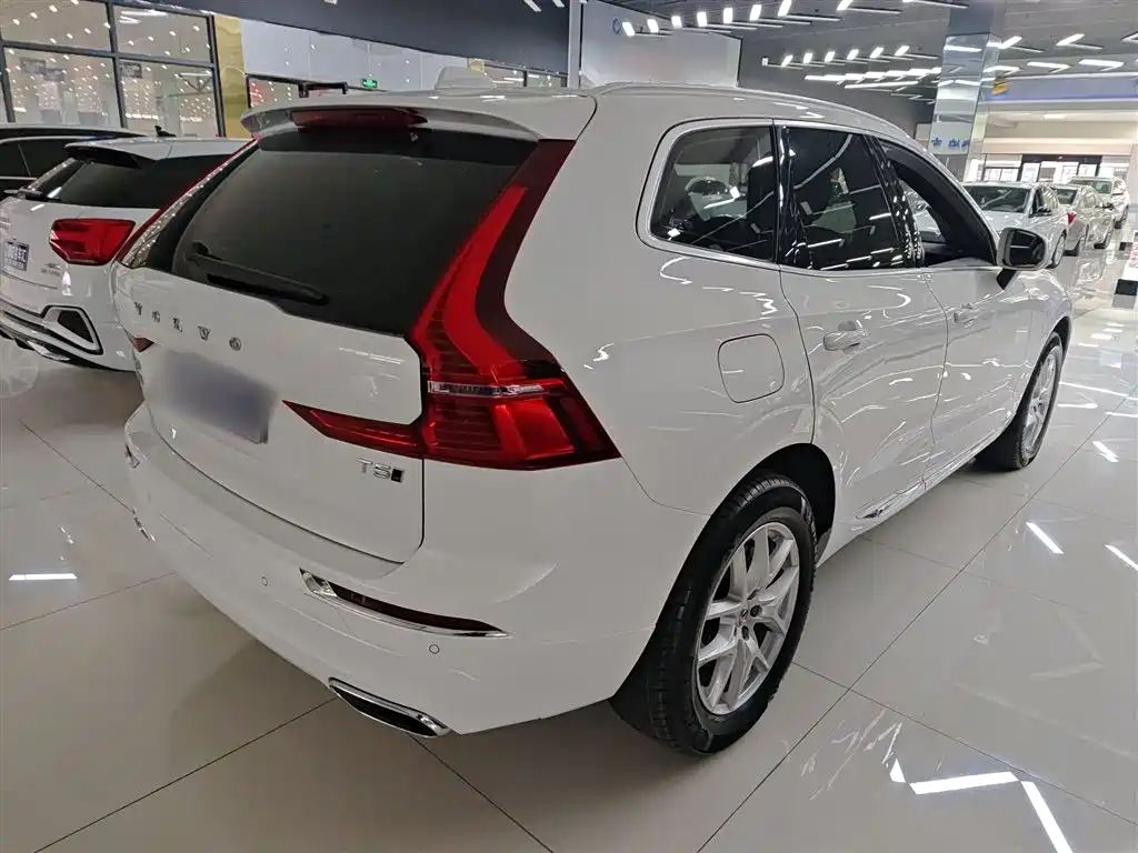 Volvo XC60 2021 T5 Luxury