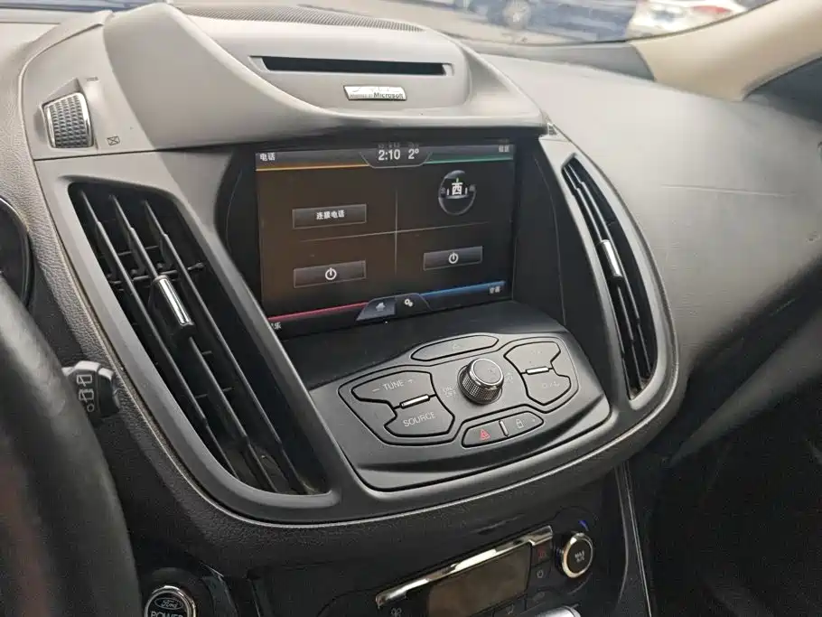 Ford Kuga — миниатюра 13