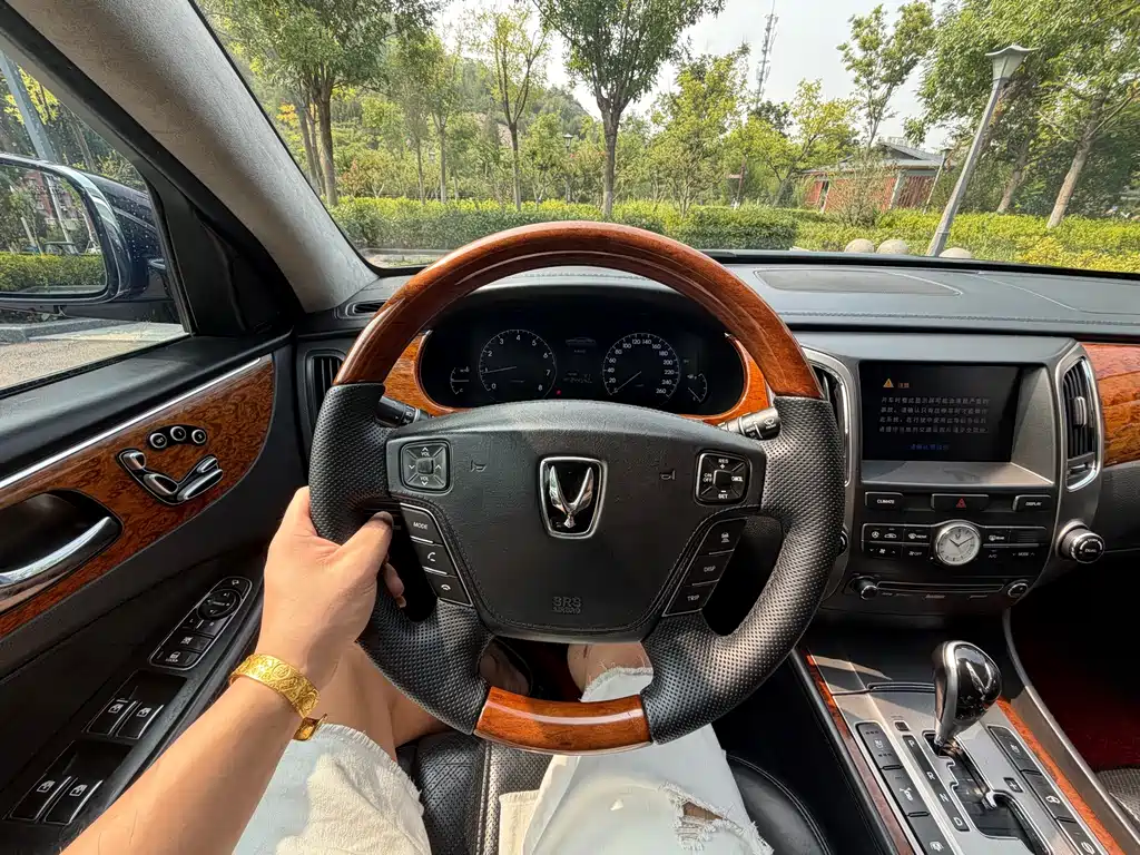 Hyundai Equus — миниатюра 12