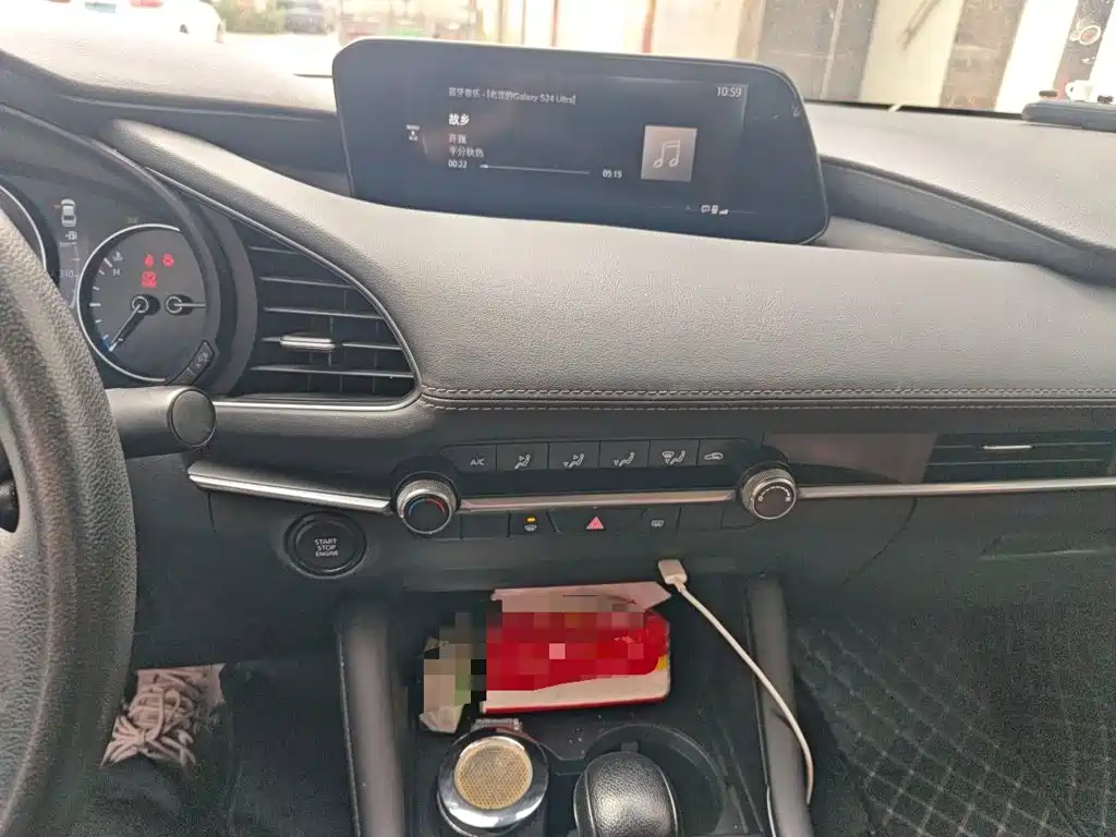Mazda 3 Axela — миниатюра 9