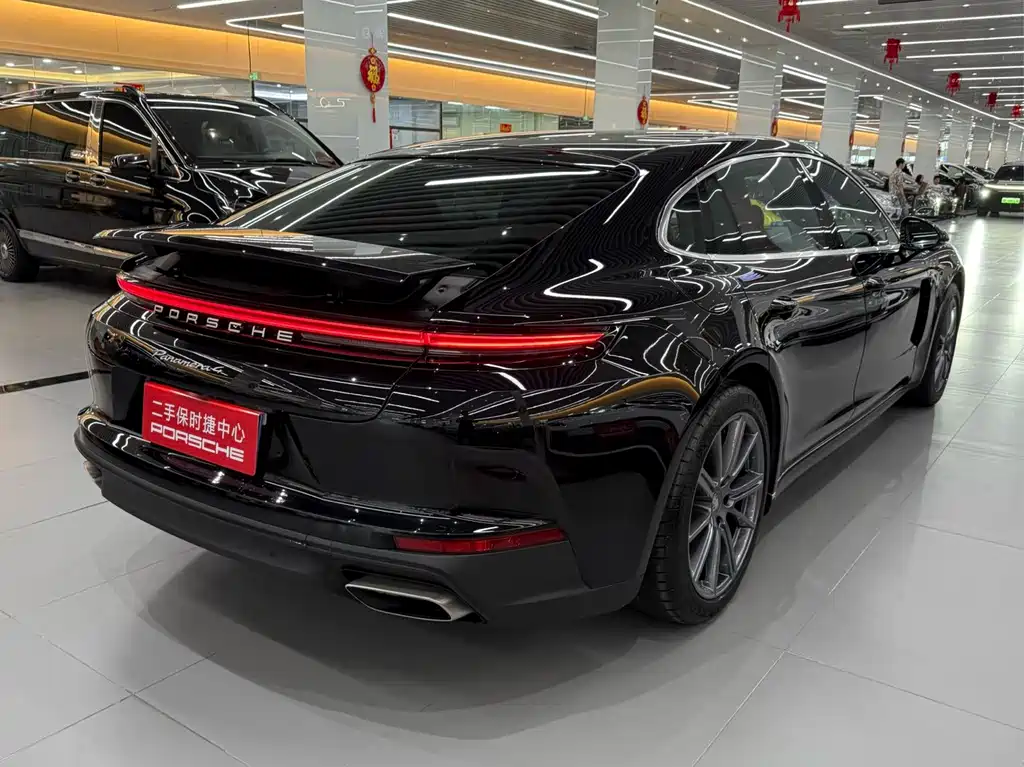 Porsche Panamera — миниатюра 6