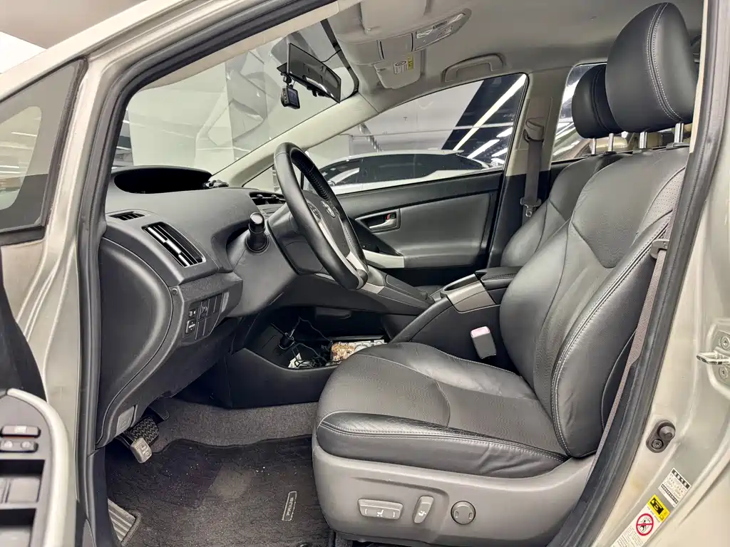 Toyota Prius — миниатюра 7