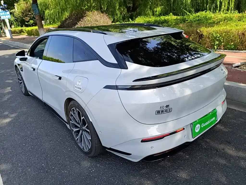 Zeekr 007GT — миниатюра 5