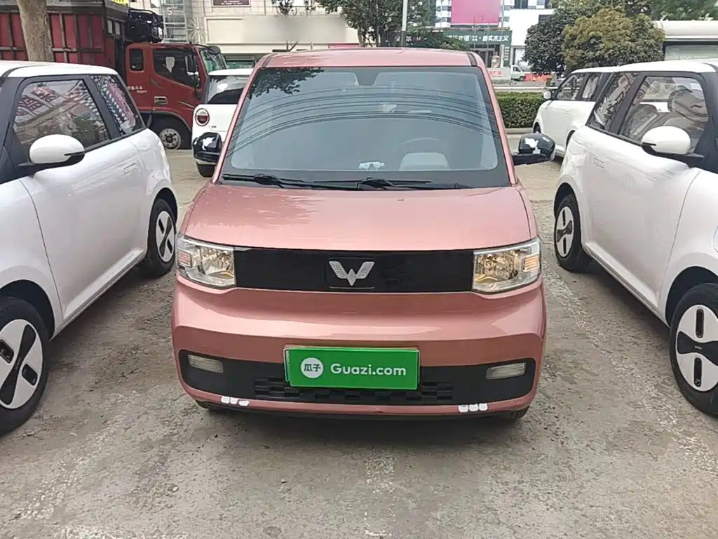 Wuling MINIEV — миниатюра 3