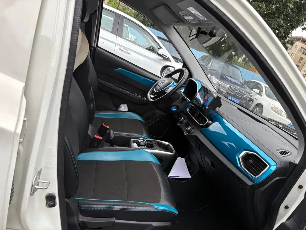BAIC New Energy EC3 — миниатюра 11