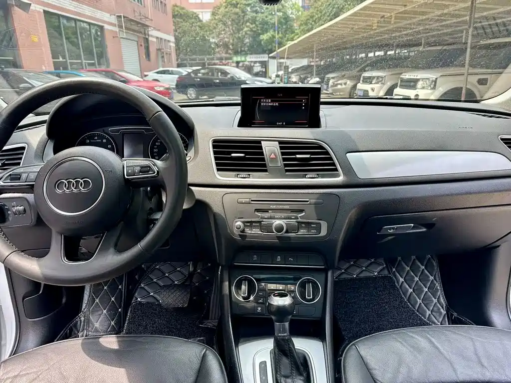 Audi Q3 — миниатюра 8