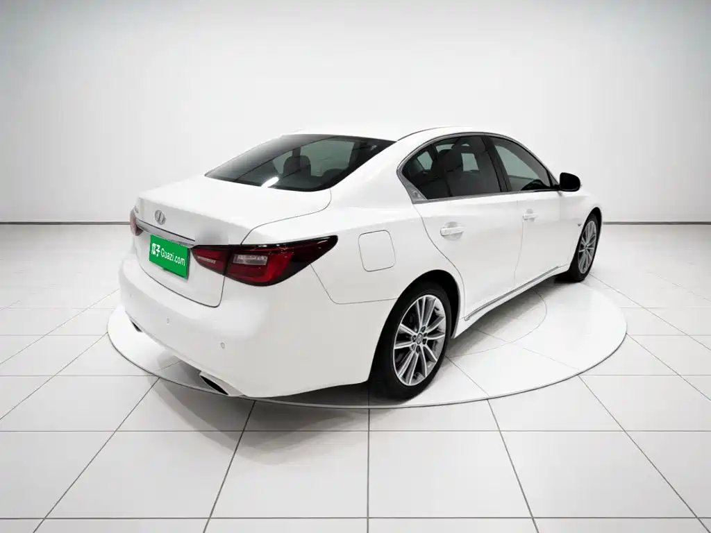 Infiniti Q50L — миниатюра 6