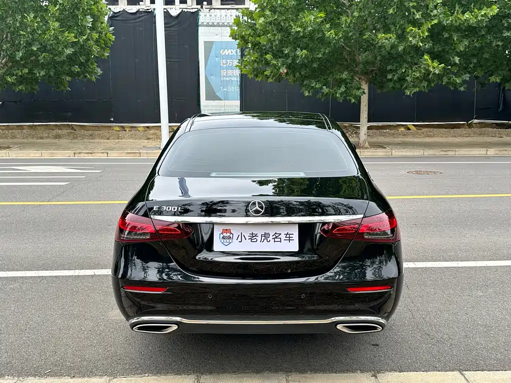Mercedes-Benz E-Class — миниатюра 6