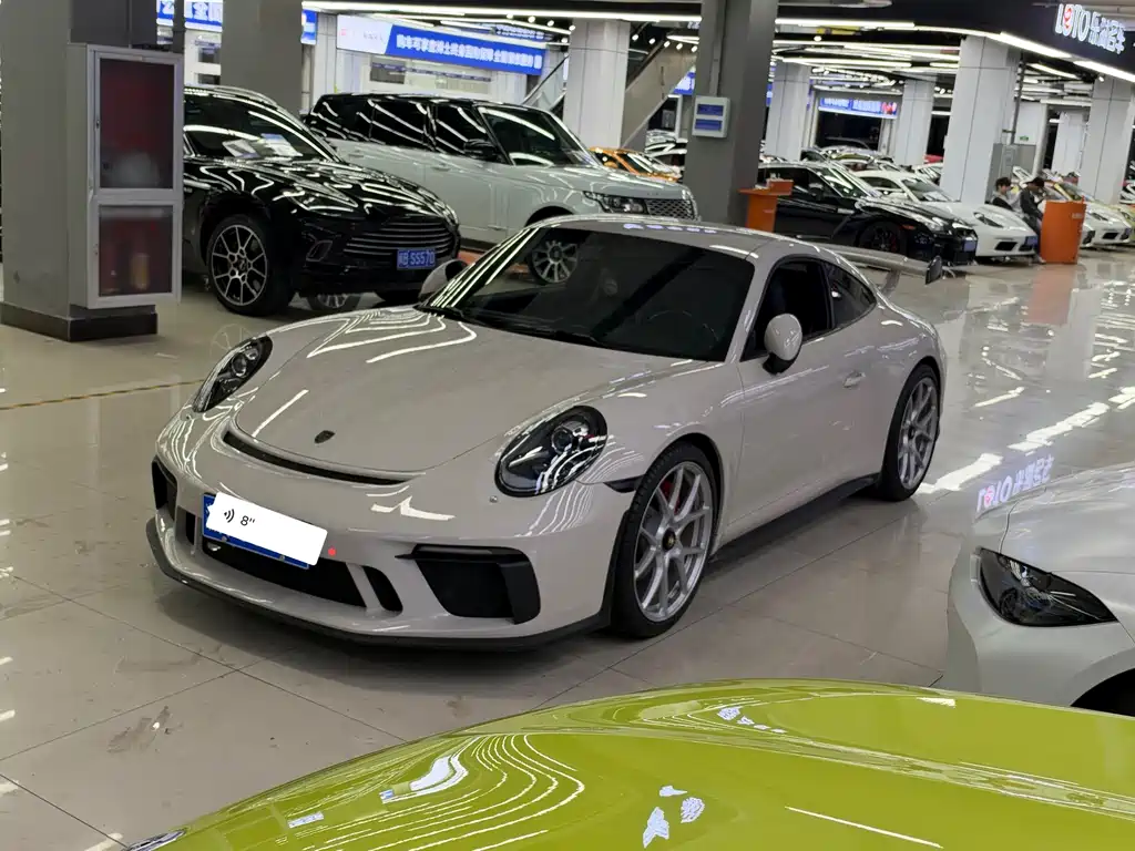 Porsche 911
