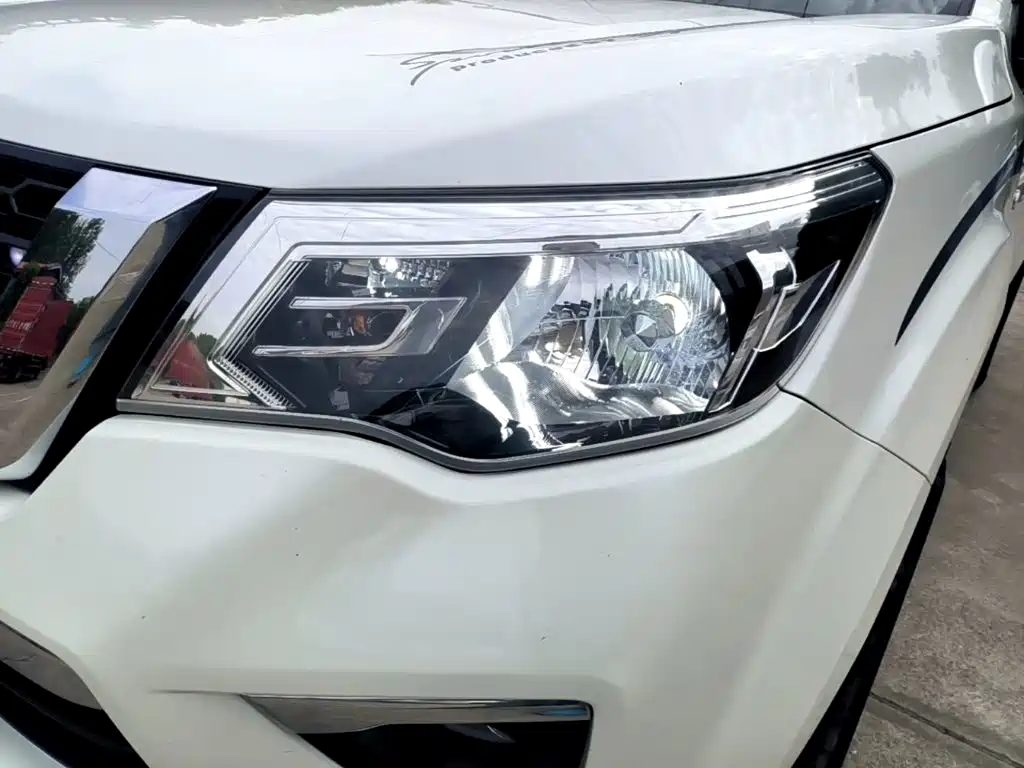 Nissan Terra — миниатюра 24