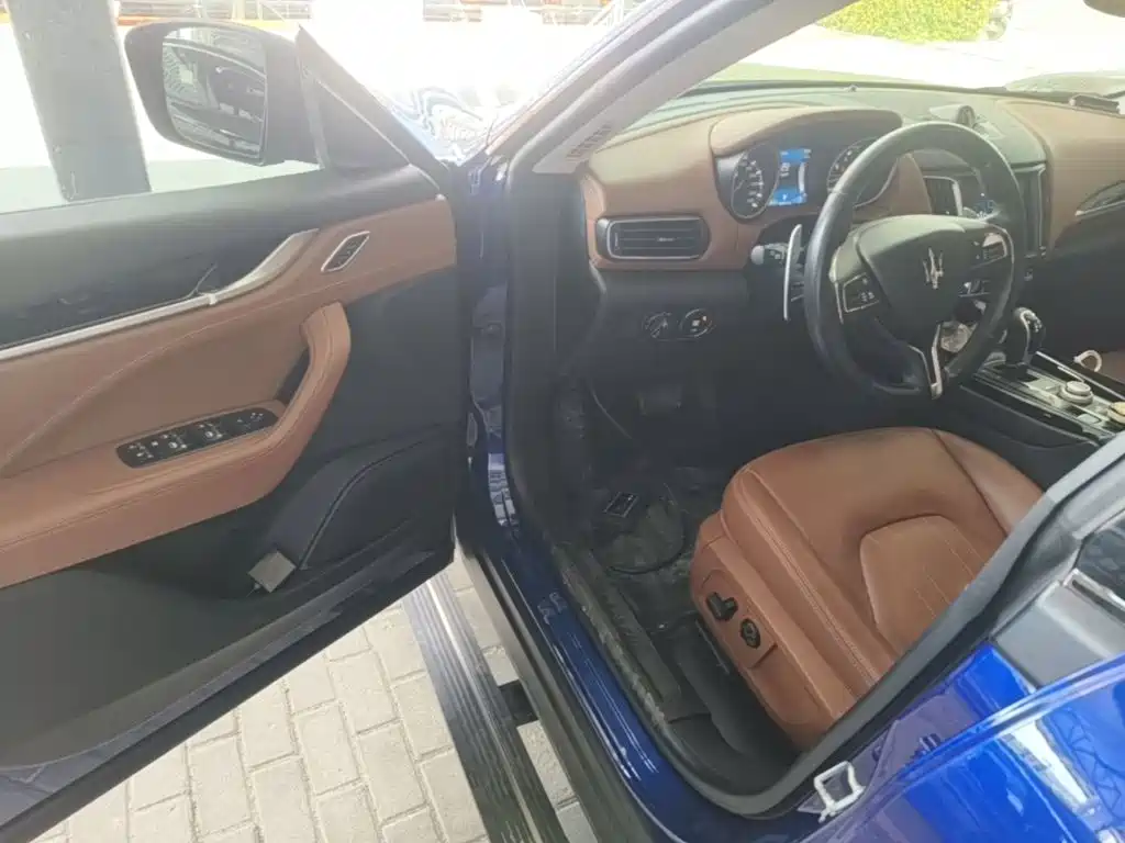 Maserati Levante — миниатюра 16