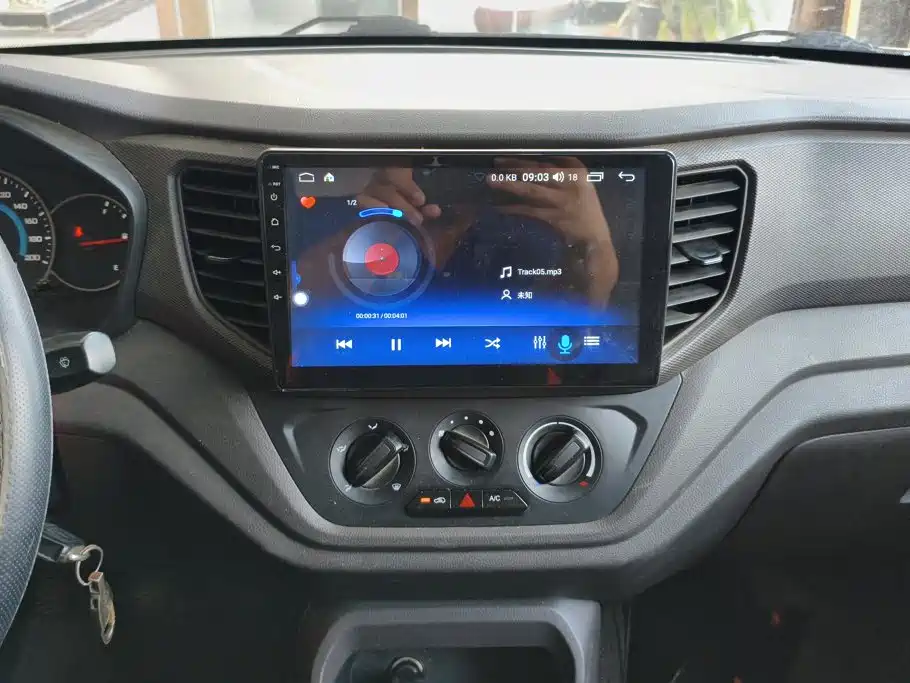 Wuling Hongguang V — миниатюра 13