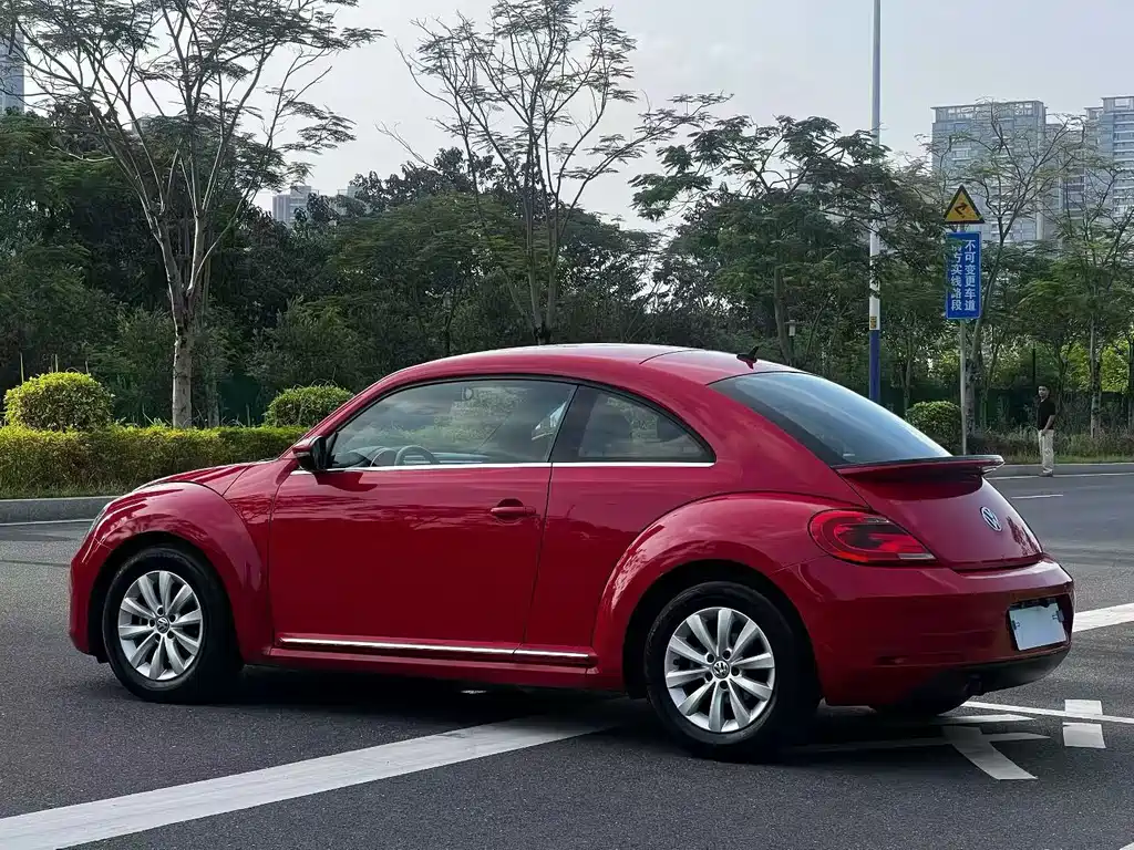 Volkswagen Beetle — миниатюра 7
