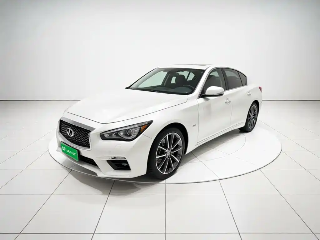 Infiniti Q50L