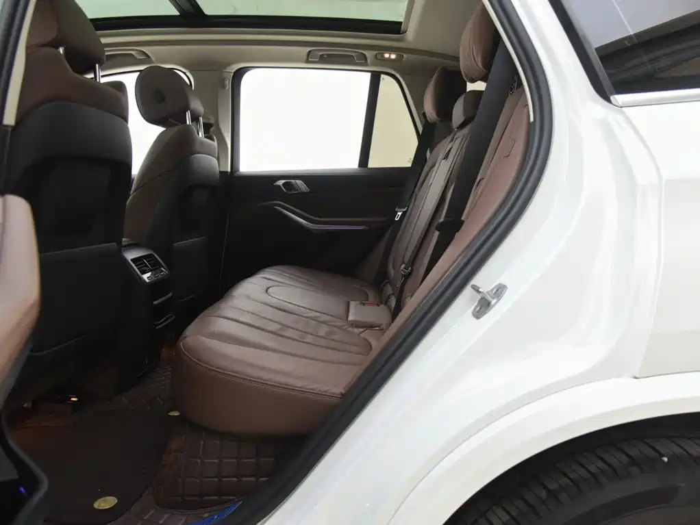 BMW X5 (Import) — миниатюра 7