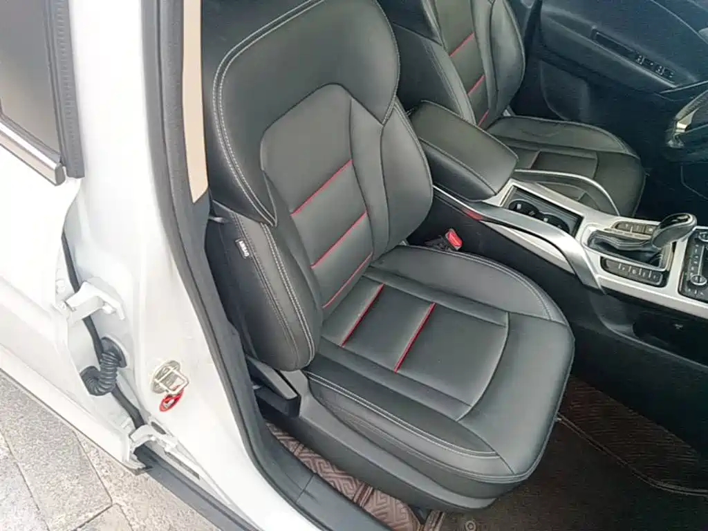 Geely Boyue — миниатюра 25