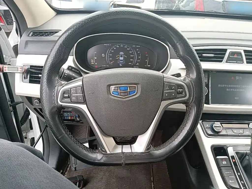 Geely Boyue — миниатюра 11