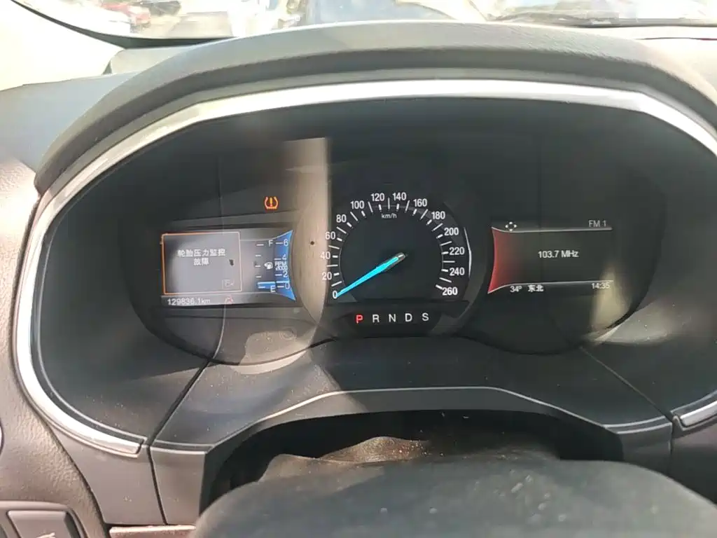 Ford Edge — миниатюра 12