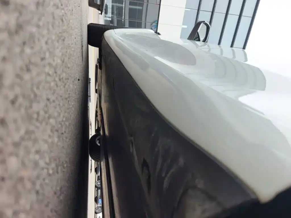 Tesla Model 3 — миниатюра 22