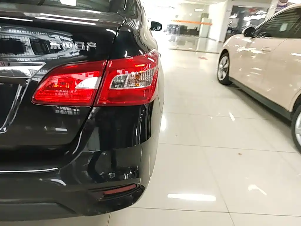 Nissan Sylphy — миниатюра 8