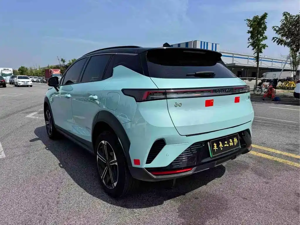 Lynk & Co 06 EM-P — миниатюра 12