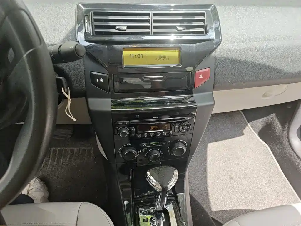 Citroen C-Quatre — миниатюра 9