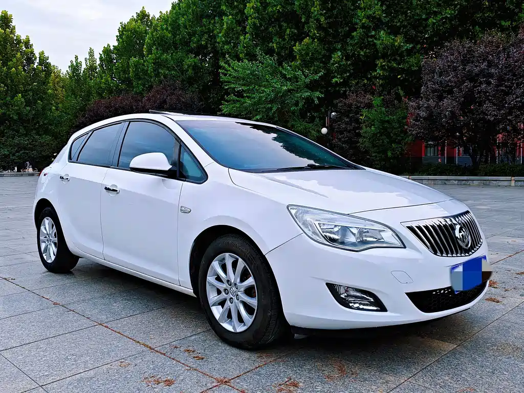 Buick Excelle — миниатюра 9