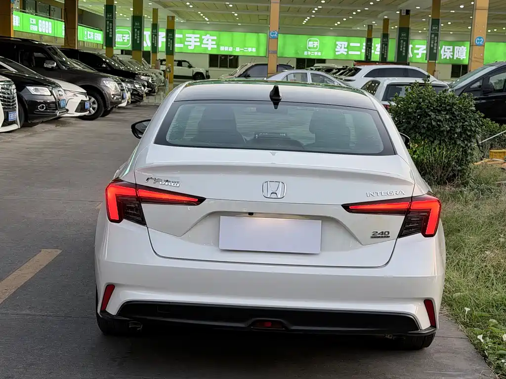 Honda Integra — миниатюра 12