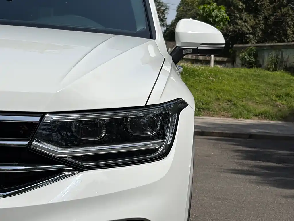 Volkswagen Tiguan L L 2024 330TSI AT R-Line