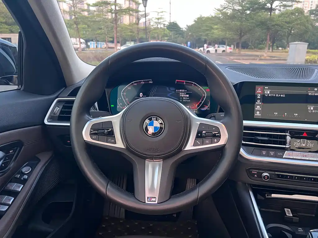 BMW 3 Series — миниатюра 16