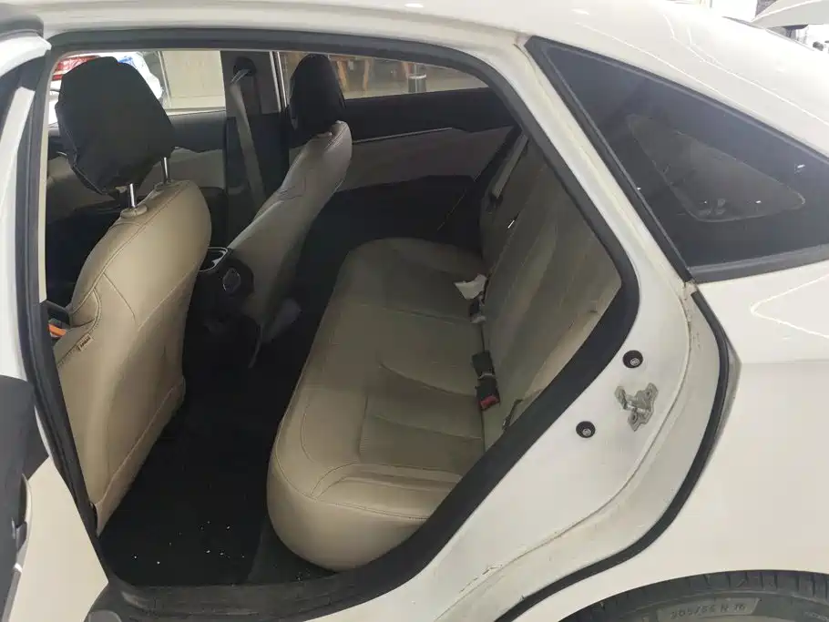 Buick Excelle — миниатюра 11