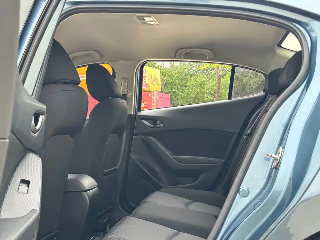 Mazda Mazda3 3 2019 1.5L AT Comfort V