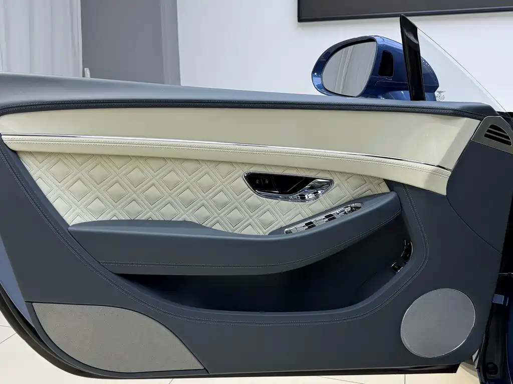 Bentley Continental — миниатюра 12