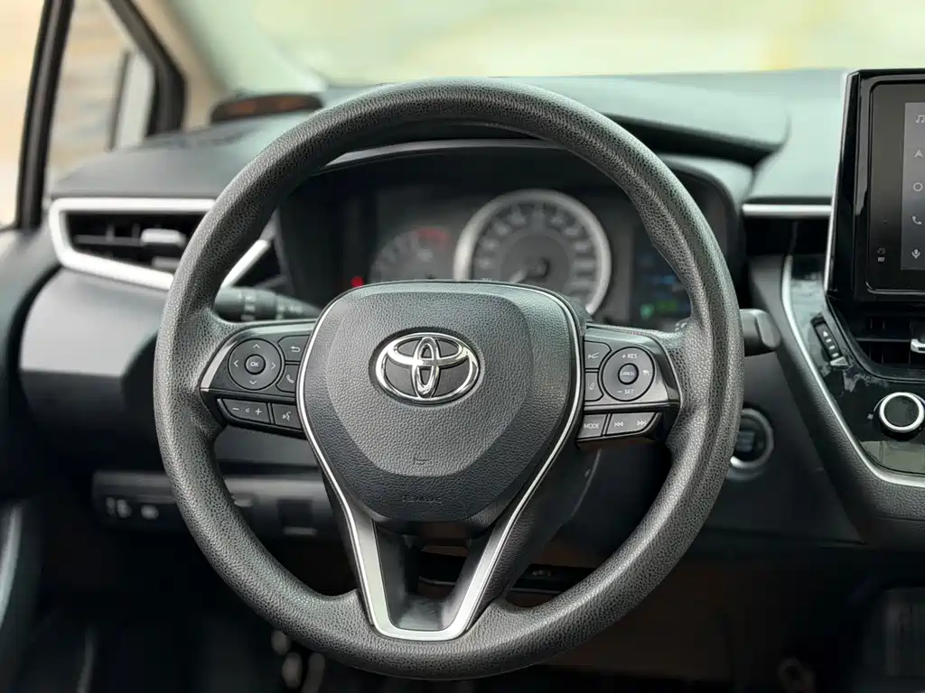 Toyota Corolla — миниатюра 14