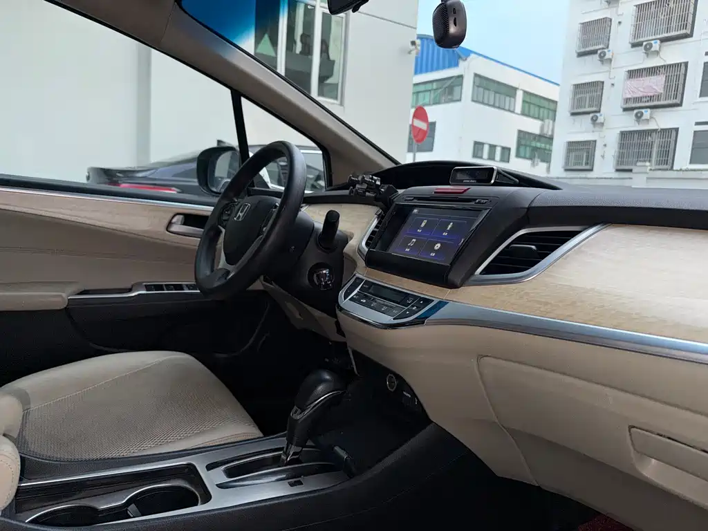 Honda Jade — миниатюра 22