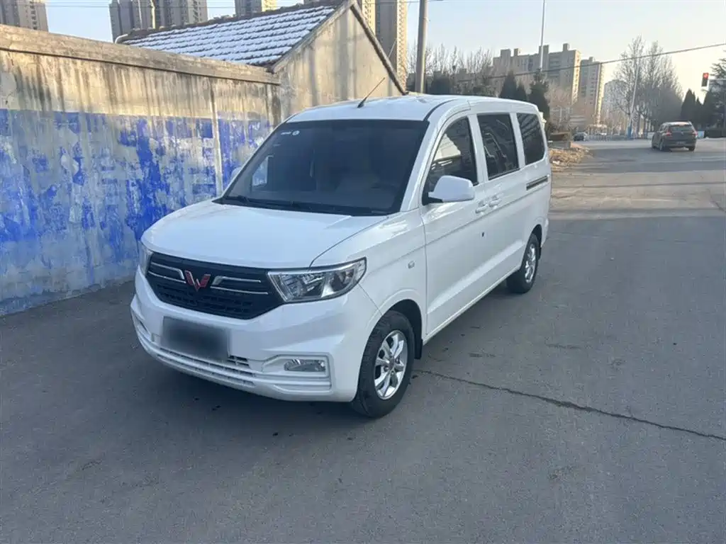Wuling Hongguang V 2024