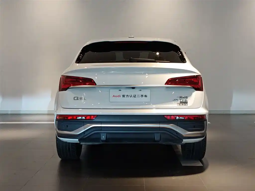 Audi Q5L Sportback — миниатюра 5
