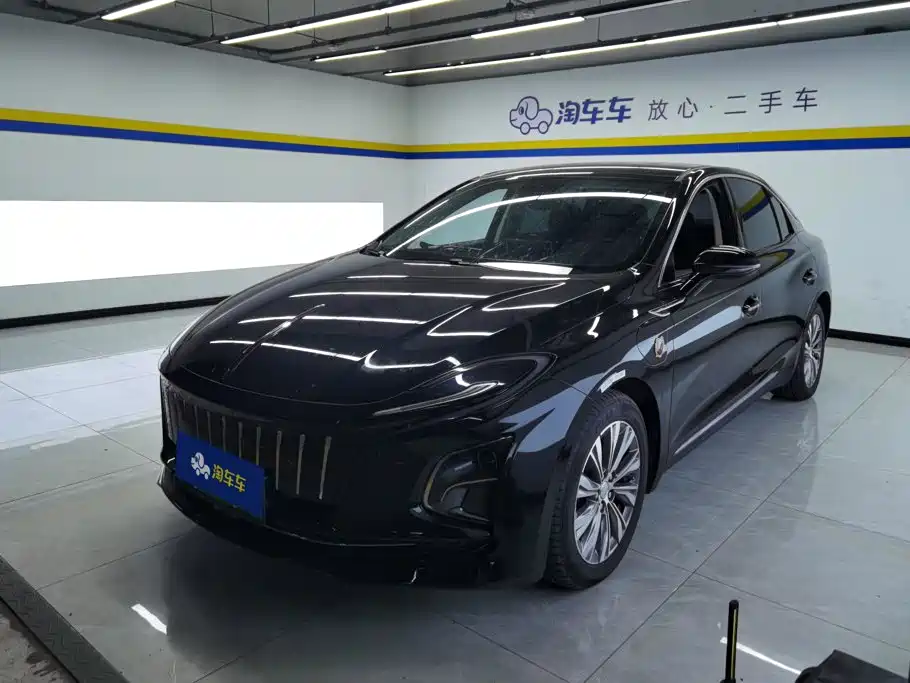 Hongqi Hongqi E-QM5