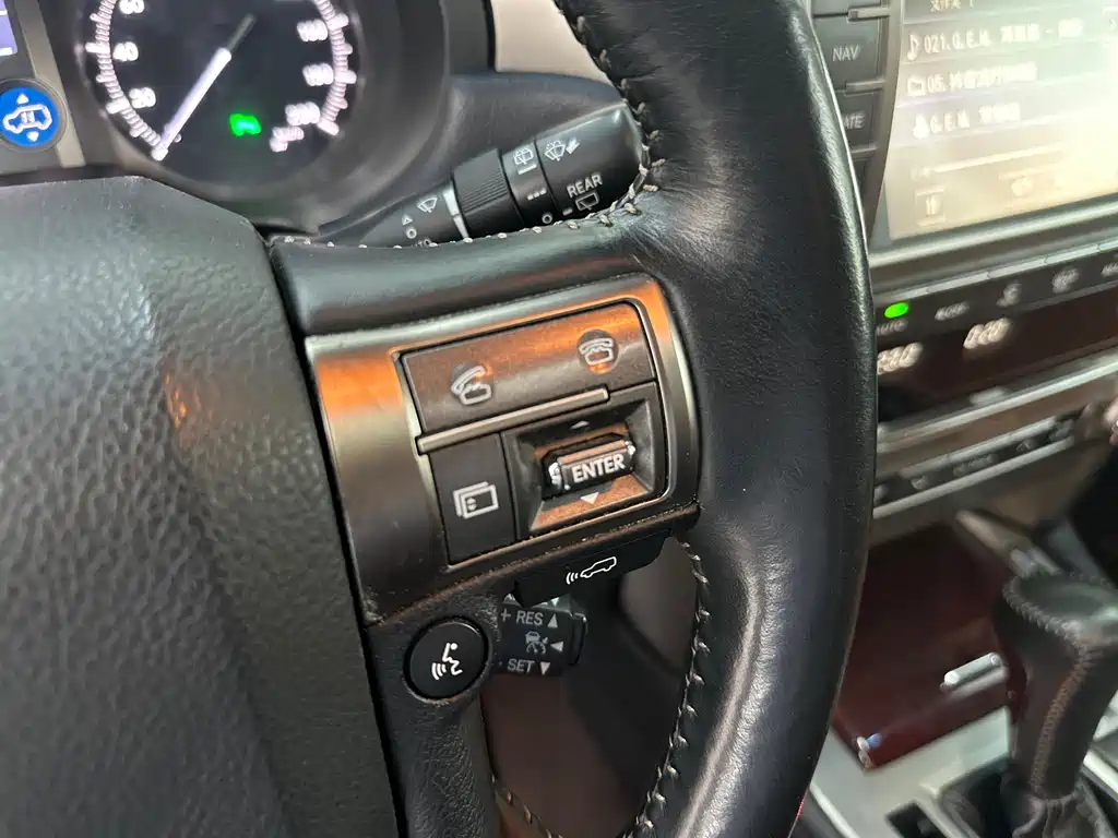 Lexus GX — миниатюра 7