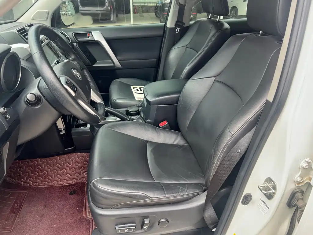 Toyota Prado — миниатюра 6