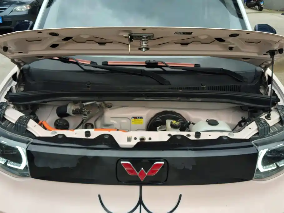Wuling MINIEV — миниатюра 10