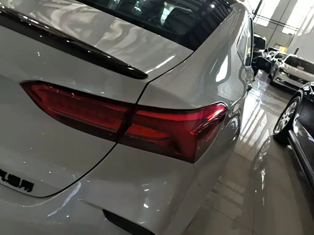 Buick Verano — миниатюра 8