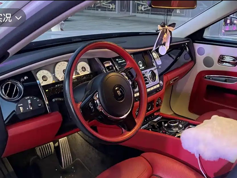 Rolls-Royce Ghost — миниатюра 9