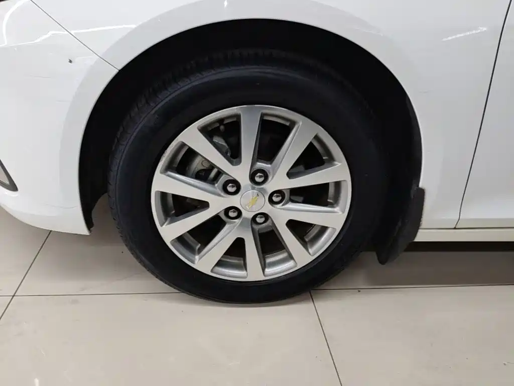 Chevrolet Malibu — миниатюра 23