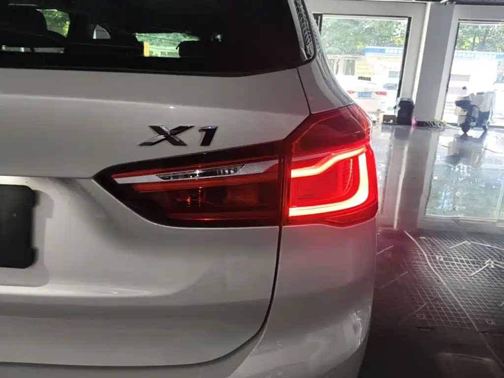 BMW X1 — миниатюра 8