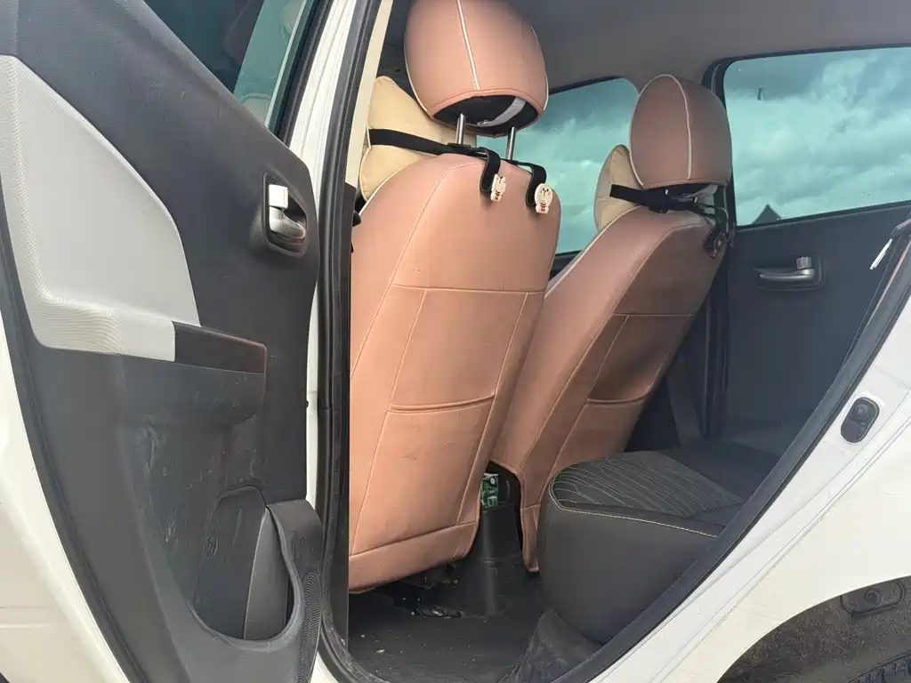 Changan Benben E-Star — миниатюра 9