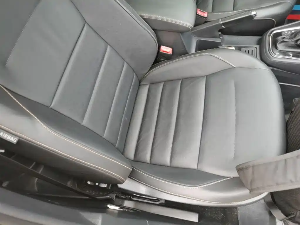 Volkswagen Bora — миниатюра 25