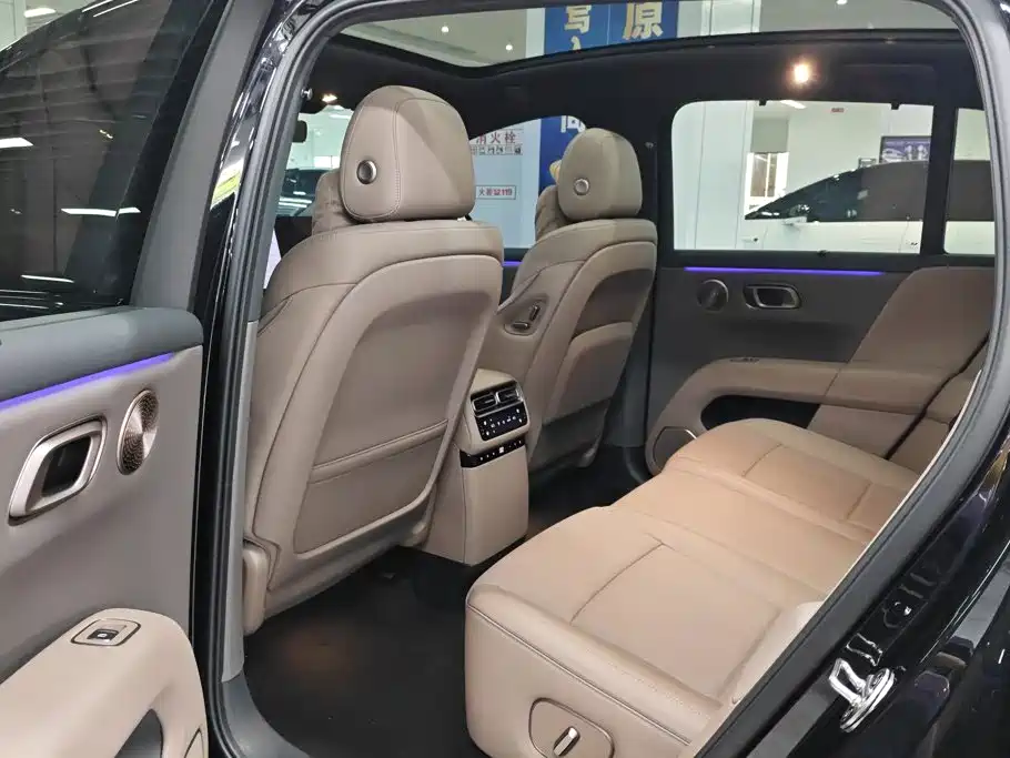 Li Auto Идеальный i6 — миниатюра 11