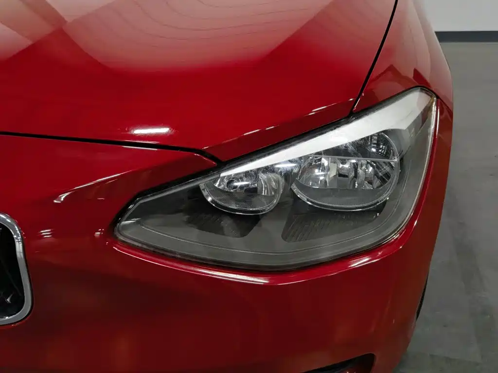 BMW 1 Series (Import) — миниатюра 7